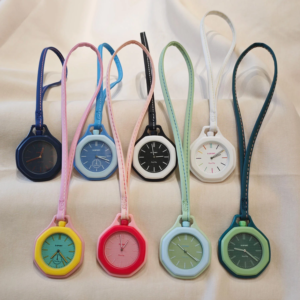 Royal Pop Pendant Watch